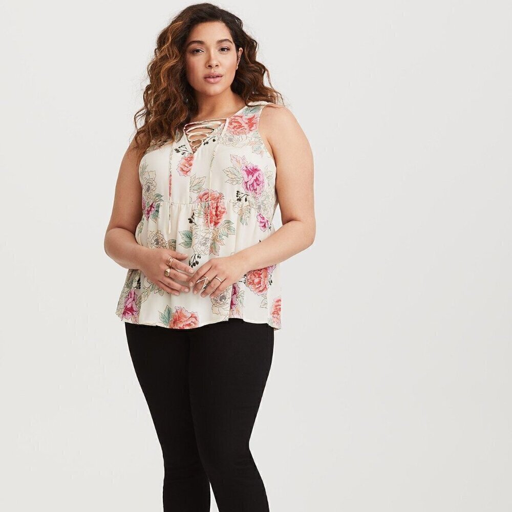 Torrid Ivory Floral Lace-Up Georgette Babydoll 2x - Picture 2 of 10